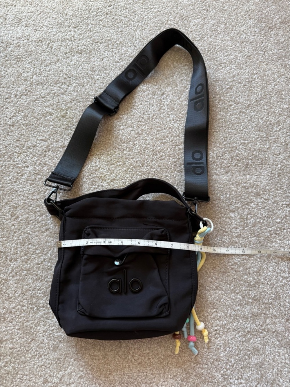 Alo Yoga Utility Crossbody Bucket Bag - Picture 3 of 6